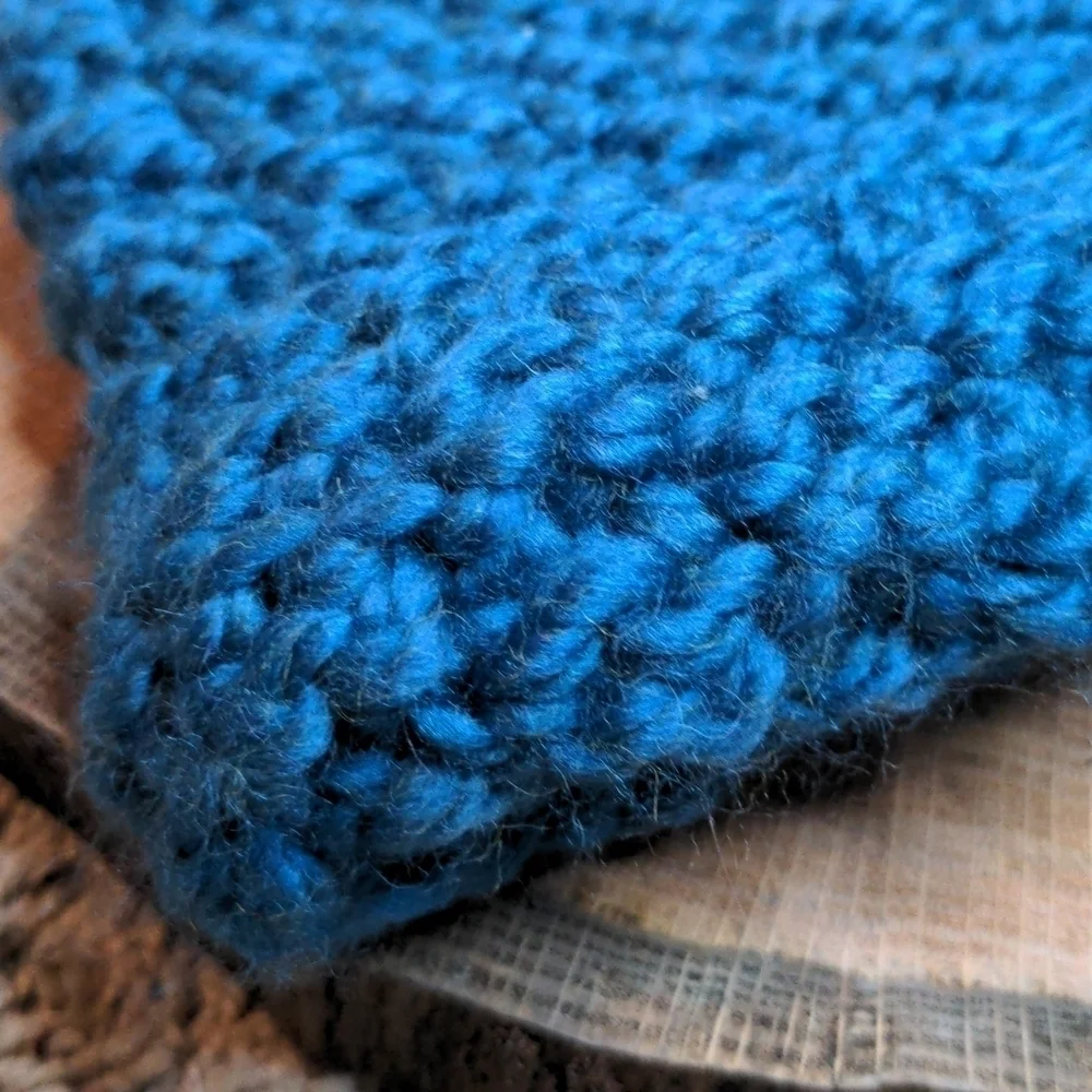 NEW🎇 100% Handmade Knit Beanie Winter Hat • Silky Face Friendly Yarn • Teal